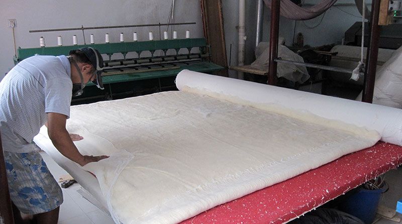 迁安千层大型被褥加工部压棉机工程过程实拍3.jpg